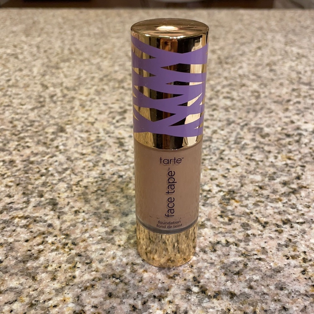 Face Tape Foundation